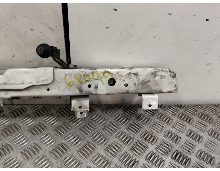 Recambio de travesaño superior delantero para nissan qashqai ii (j11, j11_) 1.7 dci referencia OEM IAM F25114EAMH  