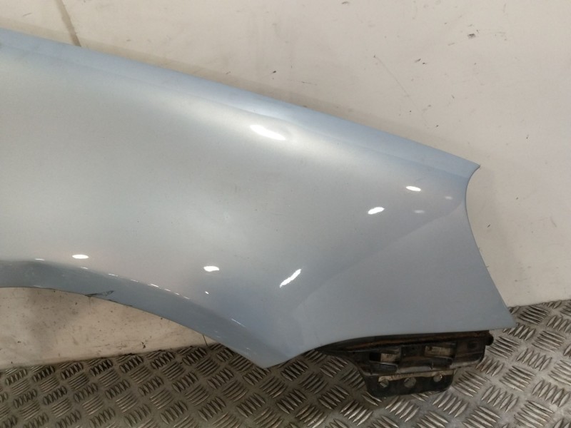 Recambio de aleta delantera derecha para volkswagen golf v (1k1) 2.0 tdi referencia OEM IAM 1K6821022A  