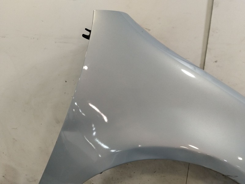Recambio de aleta delantera derecha para volkswagen golf v (1k1) 2.0 tdi referencia OEM IAM 1K6821022A  