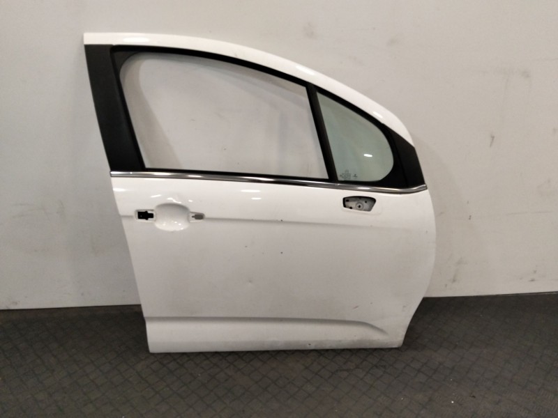 Recambio de puerta delantera derecha para citroën c3 referencia OEM IAM 9004CG  