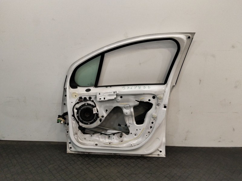 Recambio de puerta delantera derecha para citroën c3 referencia OEM IAM 9004CG  