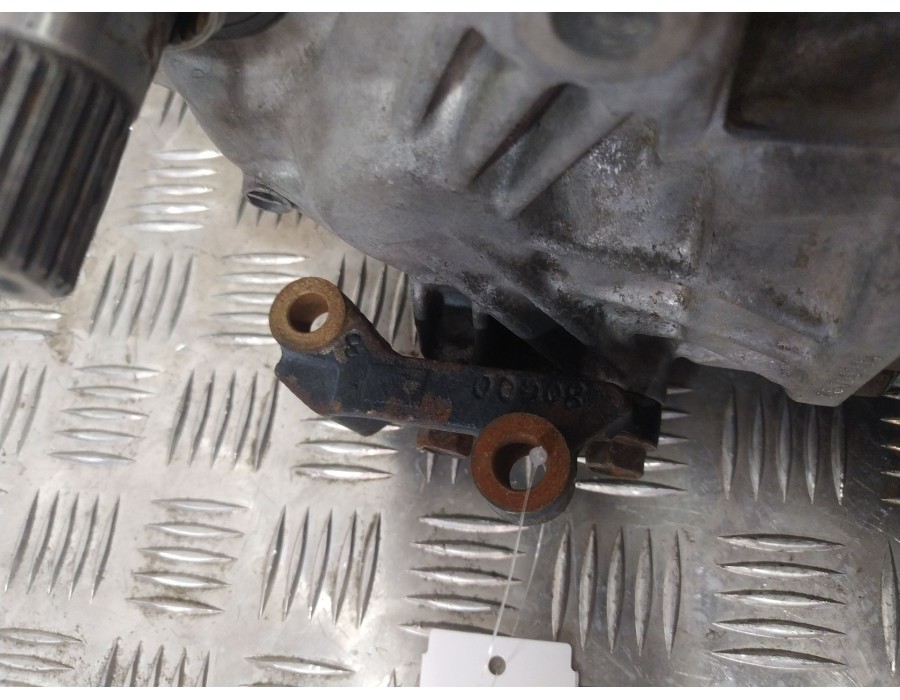 Recambio de diferencial trasero para suzuki swift iii (mz, ez) 1.3 4x4 (rs 413) referencia OEM IAM 66J10104  