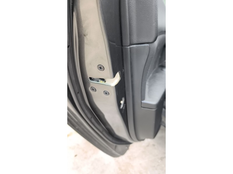 Recambio de cerradura puerta trasera izquierda para mazda 3 (bl) 1.6 mz-cd (bl14) referencia OEM IAM BBM473310A  