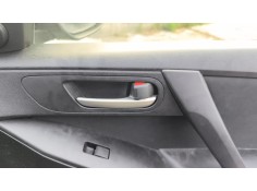 Recambio de maneta interior delantera derecha para mazda 3 (bl) 1.6 mz-cd (bl14) referencia OEM IAM BBM758330B02  