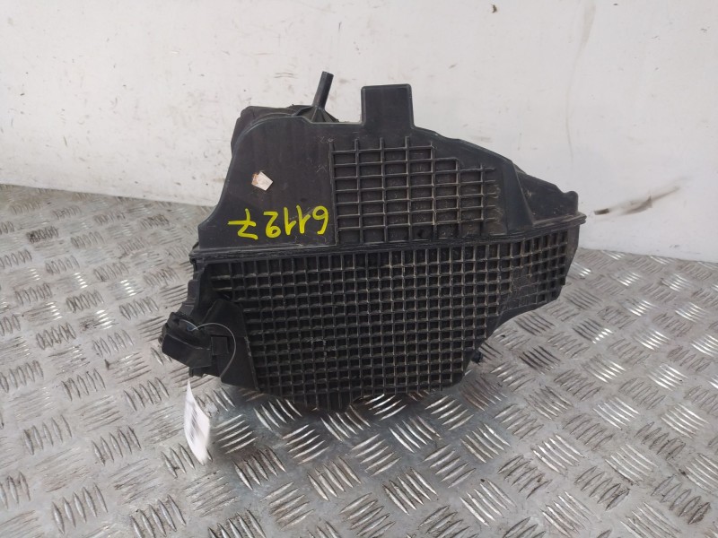 Recambio de filtro aire para renault clio iv (bh_) 0.9 tce 90 referencia OEM IAM 165001258R  