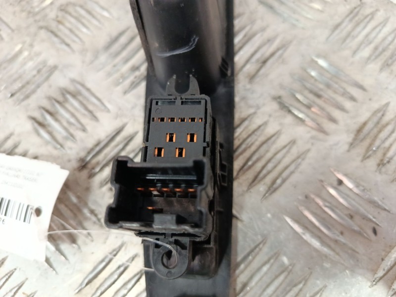 Recambio de mando elevalunas trasero derecho para nissan qashqai i (j10, nj10) 2.0 referencia OEM IAM 25411JD000  