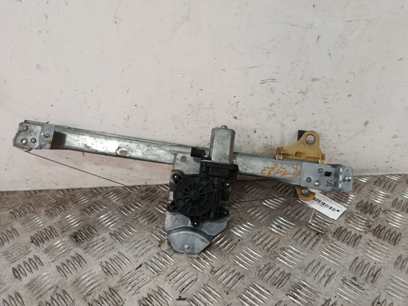 Recambio de elevalunas delantero izquierdo para renault clio iv (bh_) 0.9 tce 90 referencia OEM IAM 807213867R  