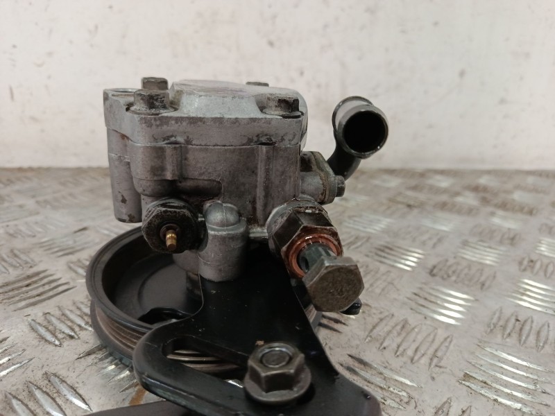 Recambio de bomba direccion para kia rio 1.3 cat referencia OEM IAM 0K30B32650C  