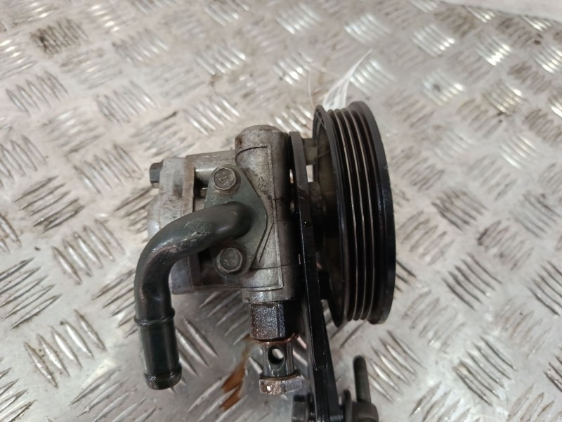 Recambio de bomba direccion para kia rio 1.3 cat referencia OEM IAM 0K30B32650C  