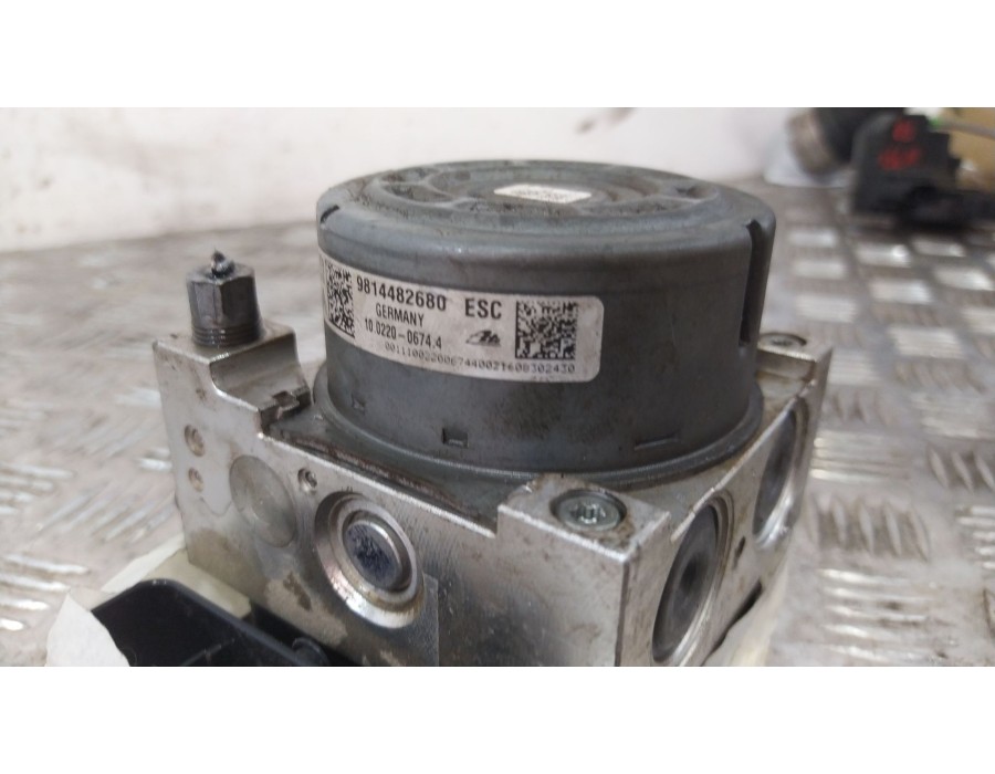 Recambio de abs para peugeot 208 i (ca_, cc_) 1.2 vti 68 / puretech 68 referencia OEM IAM 1634856980  