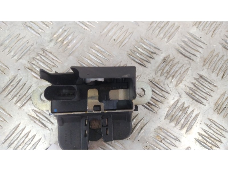 Recambio de cerradura maletero / porton para volkswagen polo v (6r1, 6c1) 1.4 tdi referencia OEM IAM 6R0827505E9B9  