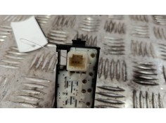 Recambio de mando elevalunas trasero derecho para toyota auris (_e18_) 1.2 (nre185_) referencia OEM IAM 192801   2