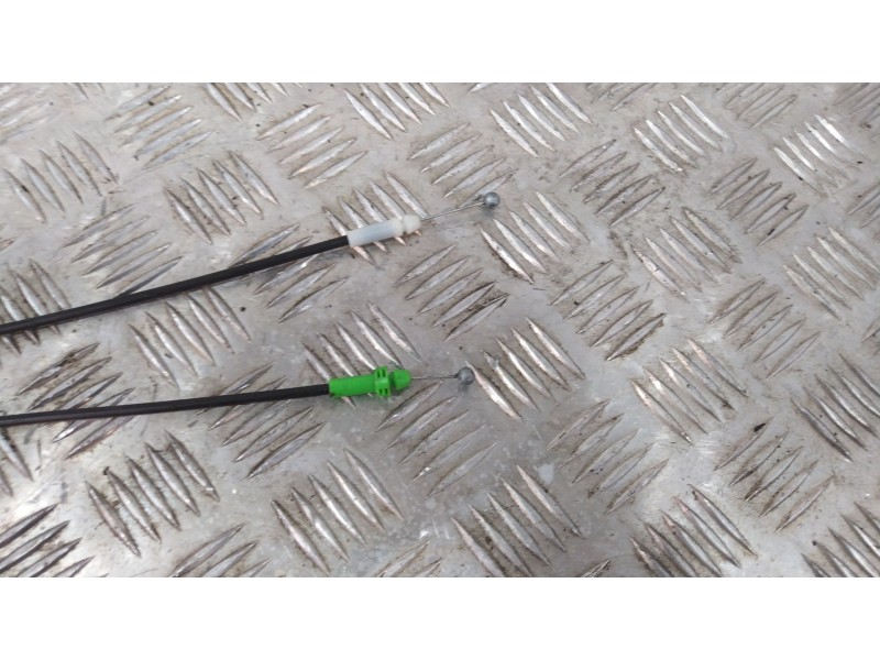 Recambio de cerradura puerta trasera derecha para opel combo tour 1.7 cdti 16v referencia OEM IAM A084219  