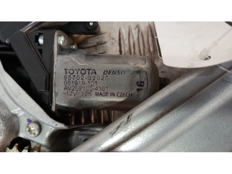 Recambio de elevalunas trasero derecho para toyota auris (_e18_) 1.2 (nre185_) referencia OEM IAM 857020202  