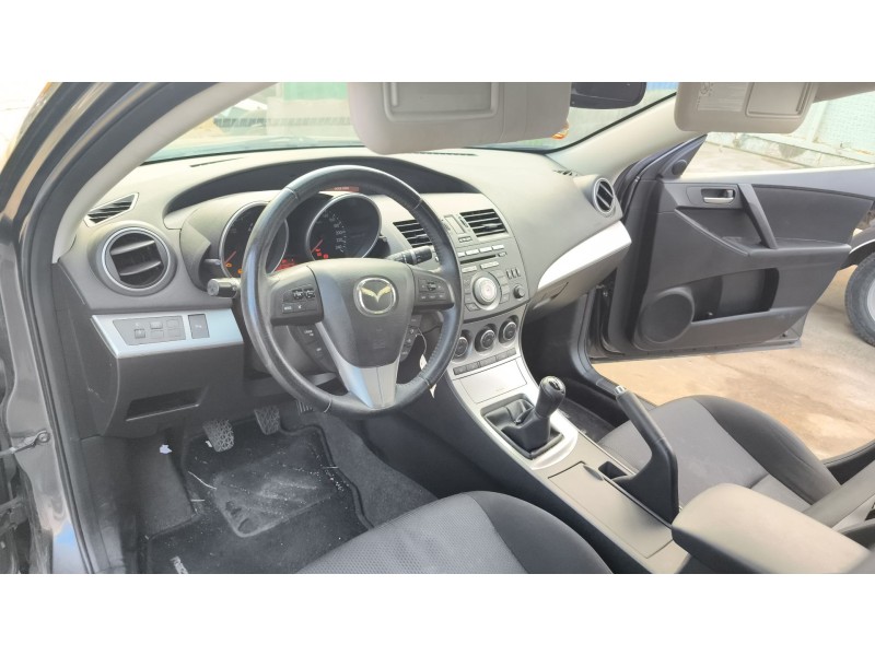 Recambio de salpicadero para mazda 3 (bl) 1.6 mz-cd (bl14) referencia OEM IAM BBY46040002  