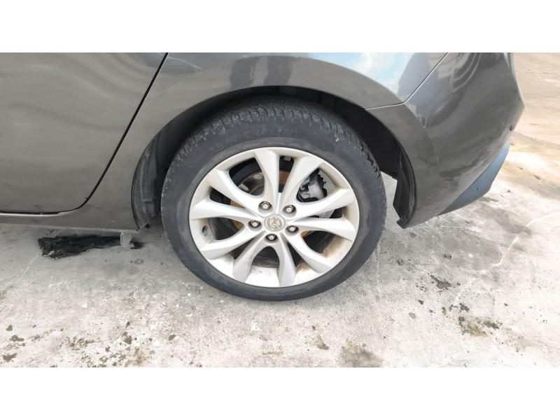 Recambio de mangueta trasera izquierda para mazda 3 (bl) 1.6 mz-cd (bl14) referencia OEM IAM BBM22615XB  