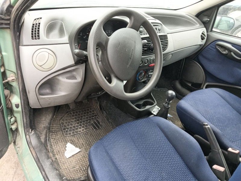 fiat punto (188_) del año 2003