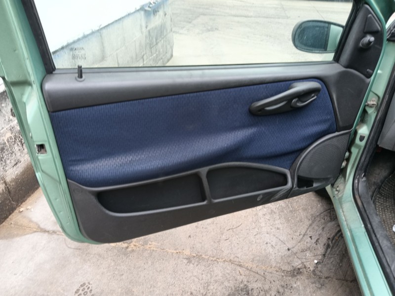 fiat punto (188_) del año 2003
