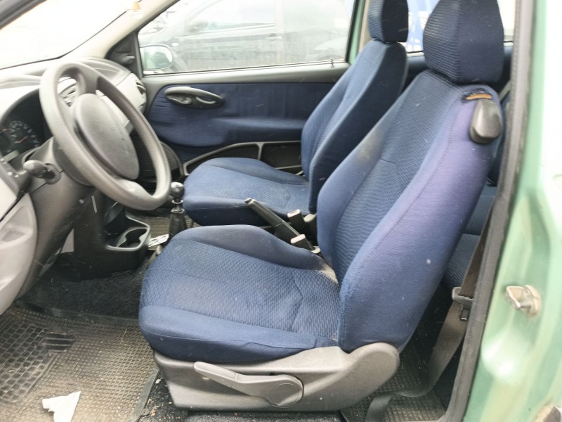 fiat punto (188_) del año 2003