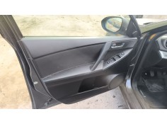 Recambio de guarnecido puerta delantera izquierda para mazda 3 (bl) 1.6 mz-cd (bl14) referencia OEM IAM BBM468450  