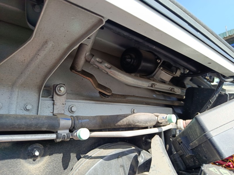 Recambio de motor limpia delantero para maxus edeliver 3 furgoneta electric referencia OEM IAM   