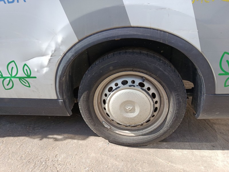 Recambio de aletin trasero izquierdo para maxus edeliver 3 furgoneta electric referencia OEM IAM   