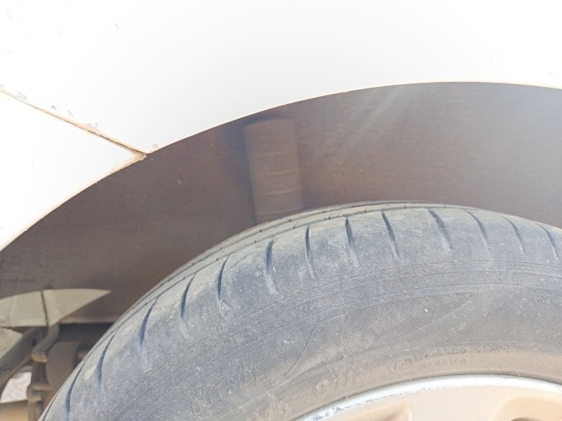 Recambio de amortiguador trasero derecho para nissan micra iv (k13k, k13kk) 1.2 referencia OEM IAM 562101HA3A  