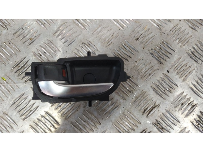 Recambio de maneta interior trasera izquierda para opel combo tour 1.7 cdti 16v referencia OEM IAM   