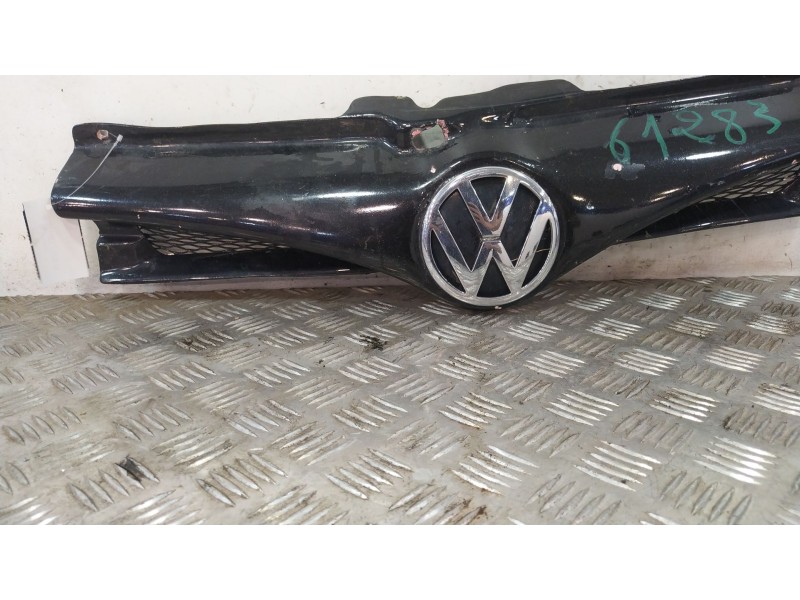 Recambio de rejilla delantera para volkswagen golf iv (1j1) 1.9 tdi referencia OEM IAM   