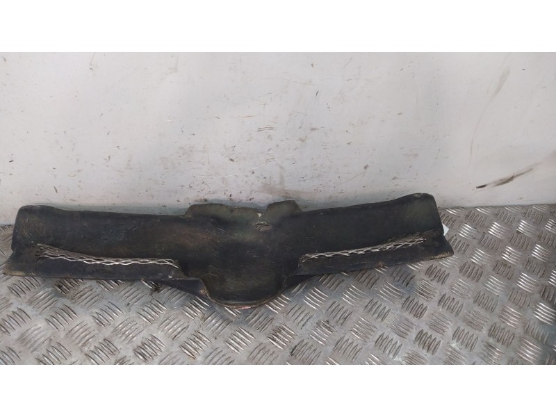 Recambio de rejilla delantera para volkswagen golf iv (1j1) 1.9 tdi referencia OEM IAM   
