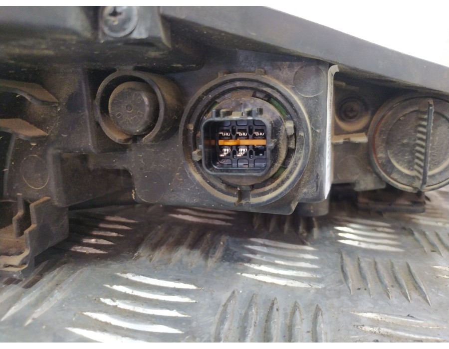 Recambio de piloto delantero izquierdo para hyundai kona (os, ose, osi) 1.0 t-gdi referencia OEM IAM 190124A  