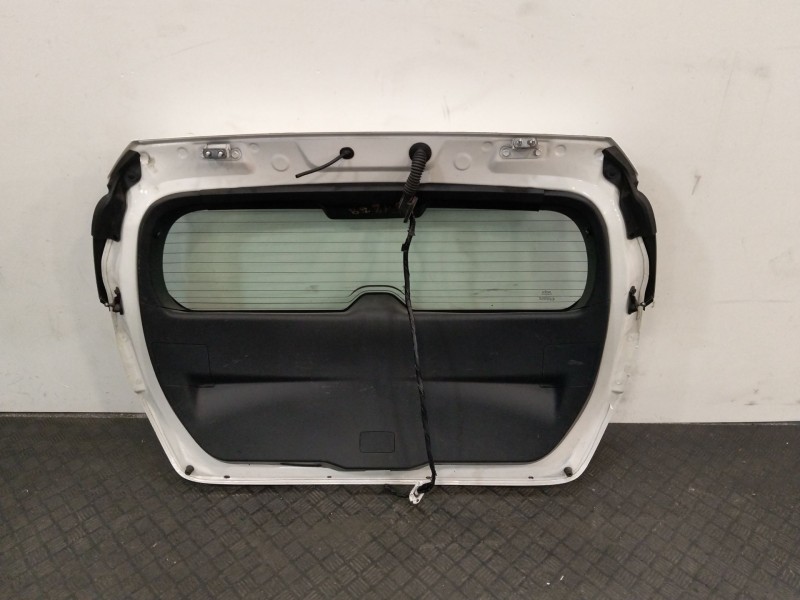 Recambio de porton trasero para toyota auris (_e18_) 1.2 (nre185_) referencia OEM IAM 6700502290  