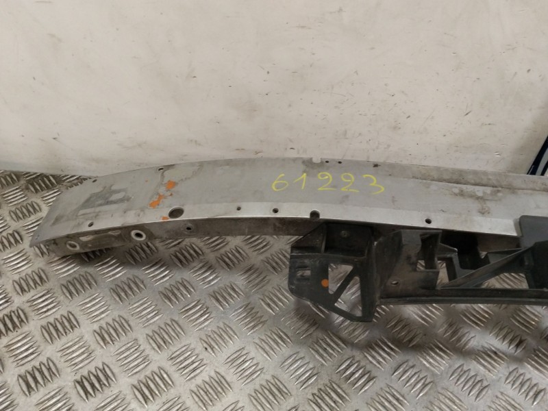 Recambio de refuerzo paragolpes delantero para opel zafira / zafira family b (a05) 1.8 (m75) referencia OEM IAM 24460537  