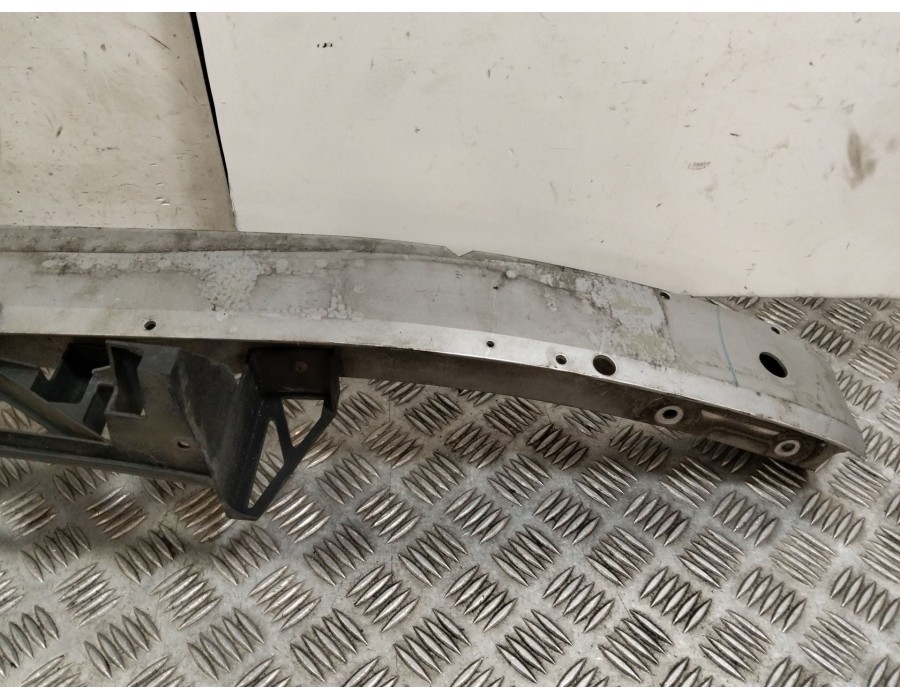 Recambio de refuerzo paragolpes delantero para opel zafira / zafira family b (a05) 1.8 (m75) referencia OEM IAM 24460537  