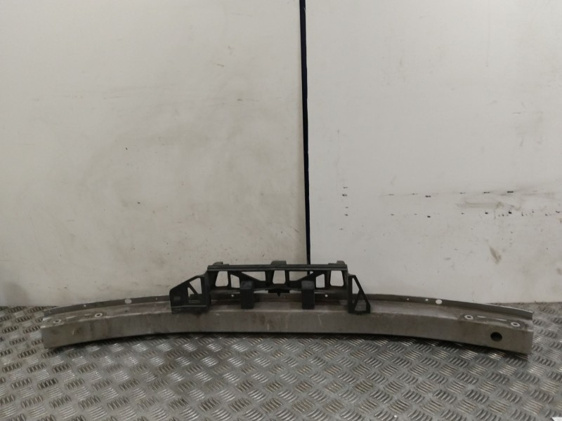 Recambio de refuerzo paragolpes delantero para opel zafira / zafira family b (a05) 1.8 (m75) referencia OEM IAM 24460537  