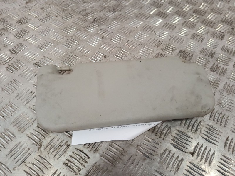 Recambio de parasol izquierdo para toyota auris (_e18_) 1.2 (nre185_) referencia OEM IAM 743200D600B1  