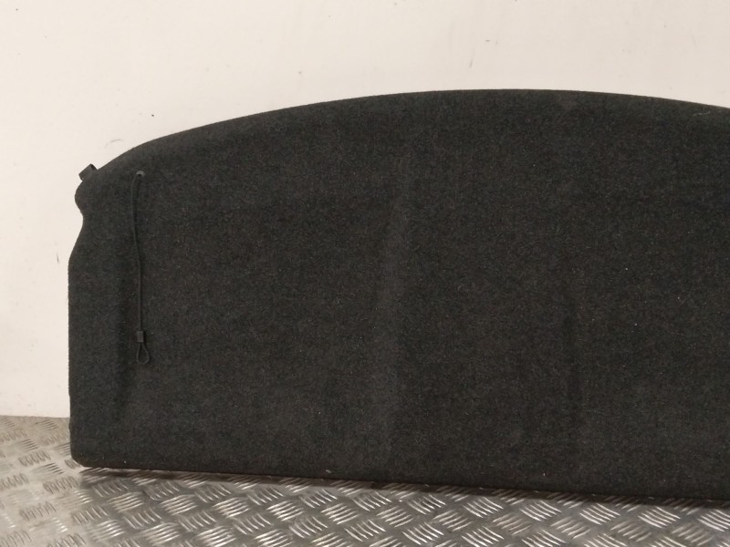 Recambio de bandeja trasera para toyota auris (_e18_) 1.2 (nre185_) referencia OEM IAM 82602101  