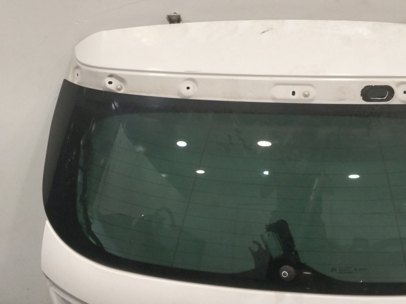 Recambio de porton trasero para citroën c4 lim. 1.6 16v referencia OEM IAM 8701FQ  