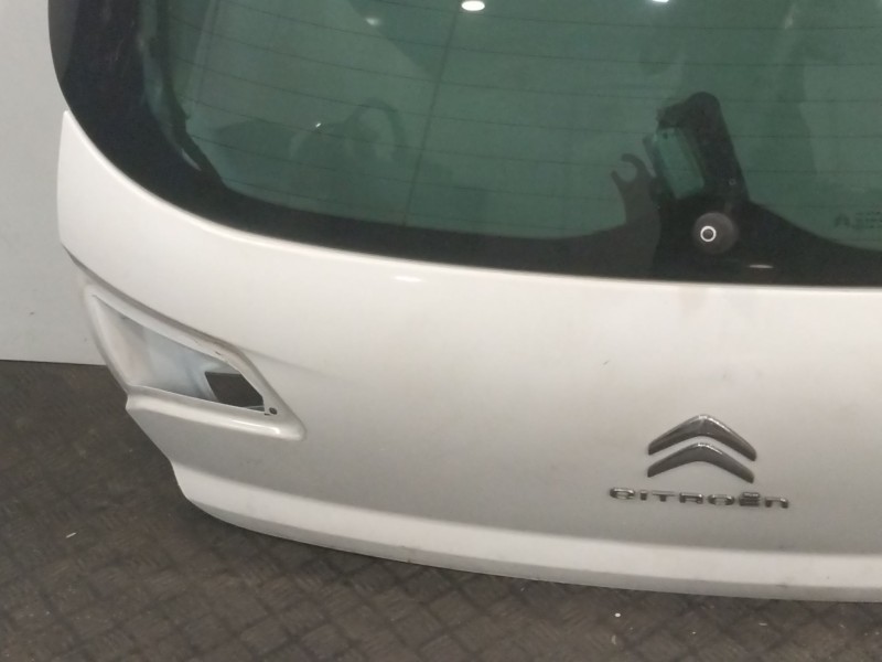 Recambio de porton trasero para citroën c4 lim. 1.6 16v referencia OEM IAM 8701FQ  