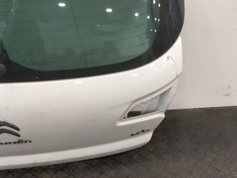 Recambio de porton trasero para citroën c4 lim. 1.6 16v referencia OEM IAM 8701FQ  