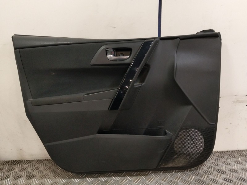 Recambio de guarnecido puerta delantera izquierda para toyota auris (_e18_) 1.2 (nre185_) referencia OEM IAM 6777802280  