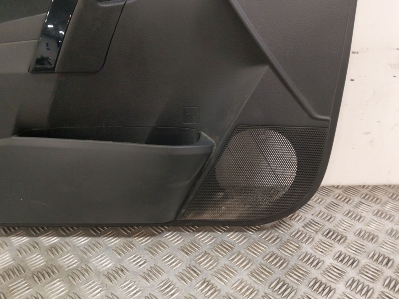 Recambio de guarnecido puerta delantera izquierda para toyota auris (_e18_) 1.2 (nre185_) referencia OEM IAM 6777802280  
