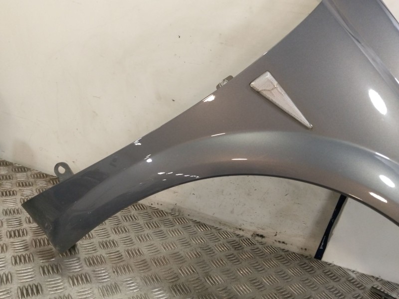 Recambio de aleta delantera derecha para renault megane ii coupe/cabrio referencia OEM IAM   