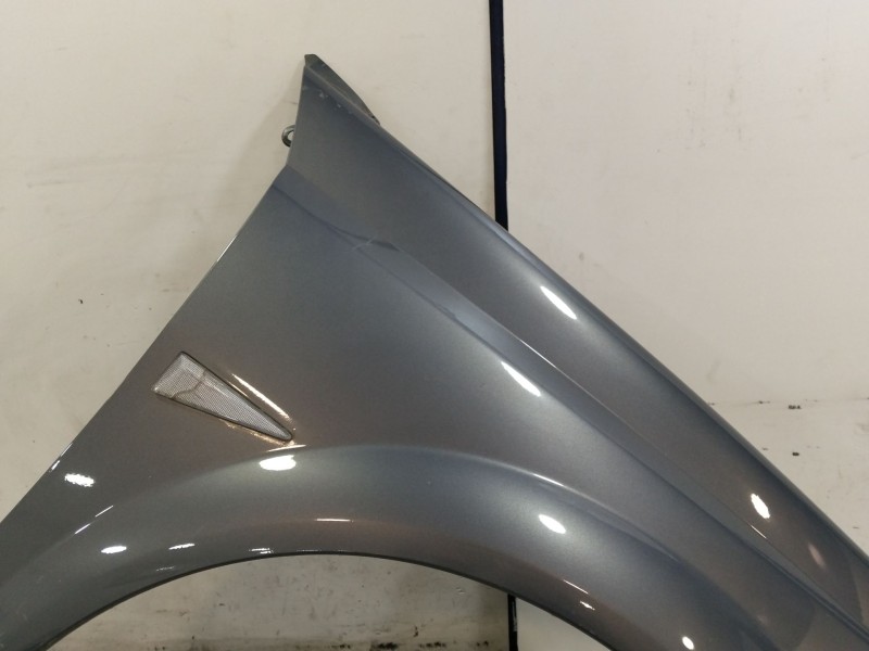 Recambio de aleta delantera derecha para renault megane ii coupe/cabrio referencia OEM IAM   