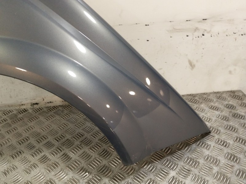 Recambio de aleta delantera derecha para renault megane ii coupe/cabrio referencia OEM IAM   
