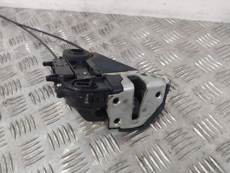 Recambio de cerradura puerta trasera derecha para toyota yaris (_p9_) 1.4 d-4d (nlp90_) referencia OEM IAM 1241394  