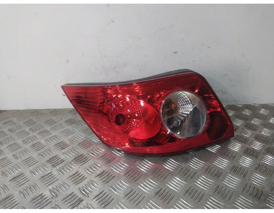 Recambio de piloto trasero izquierdo para renault megane ii coupé-cabriolet (em0/1_) 2.0 referencia OEM IAM 8200142688  
