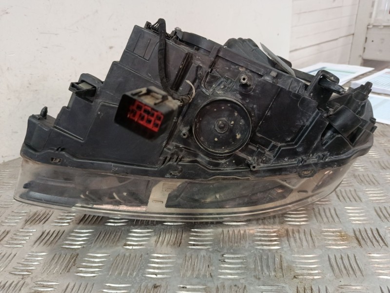 Recambio de faro derecho para volvo v60 i cross country (157) d4 referencia OEM IAM 31420270  