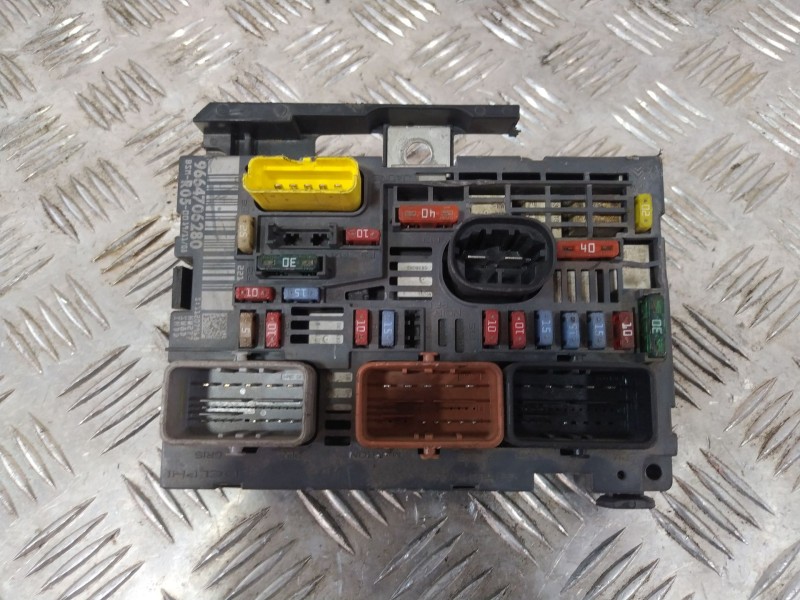 Recambio de caja fusibles para citroën berlingo multispace (b9) 1.6 hdi 110 referencia OEM IAM 9664706280  