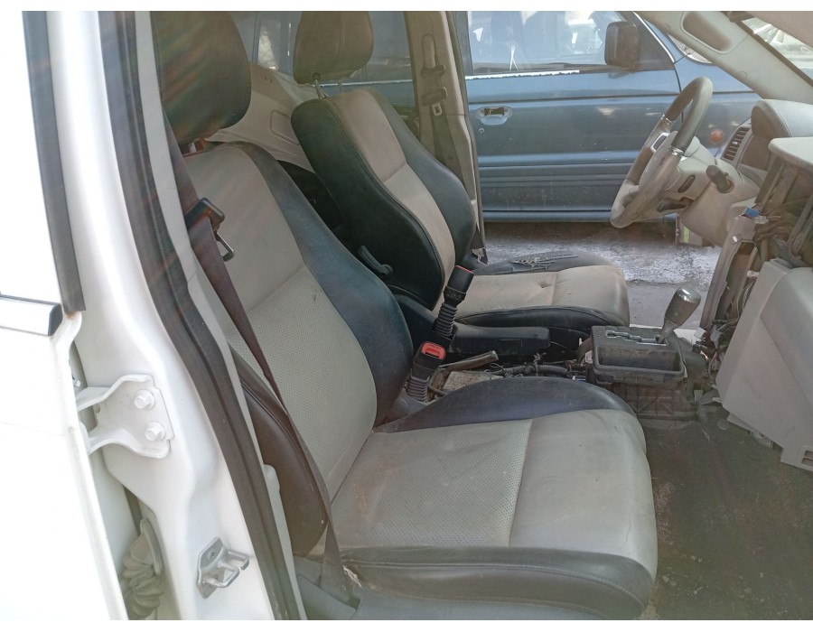 Recambio de asiento delantero derecho para jeep grand cherokee iii (wh, wk) 3.0 crd 4x4 referencia OEM IAM   